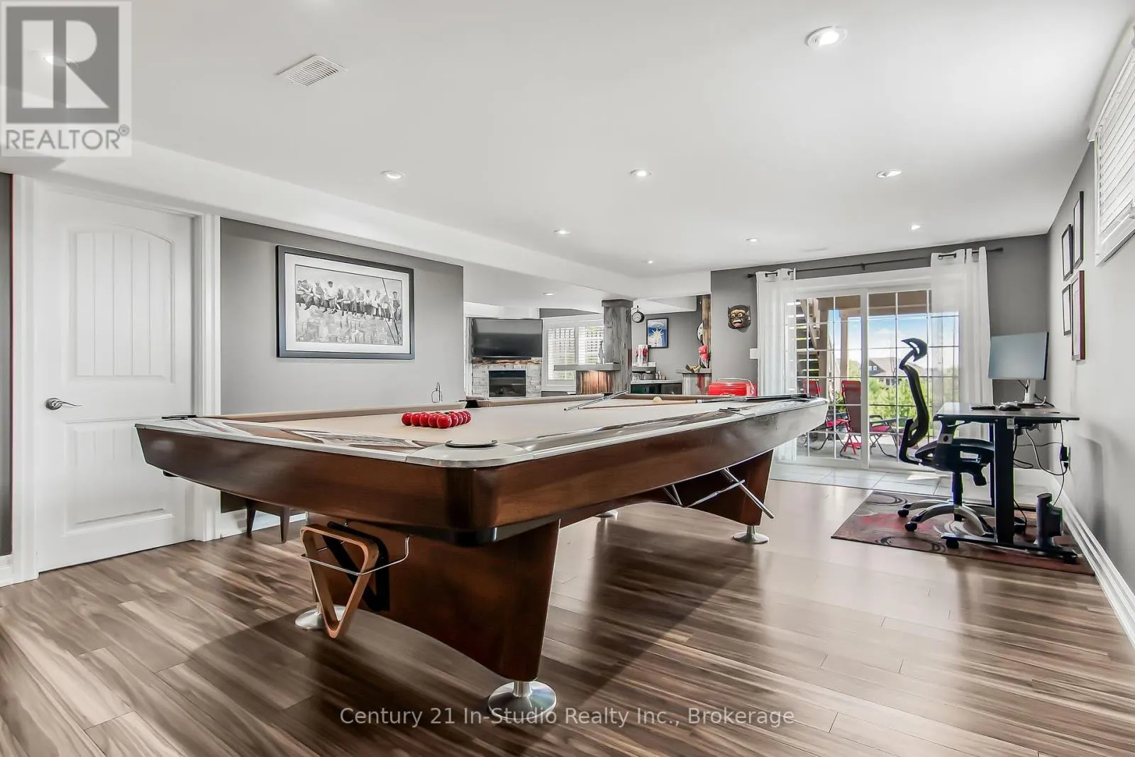 1 - 301 TELFORD TRAIL, #1