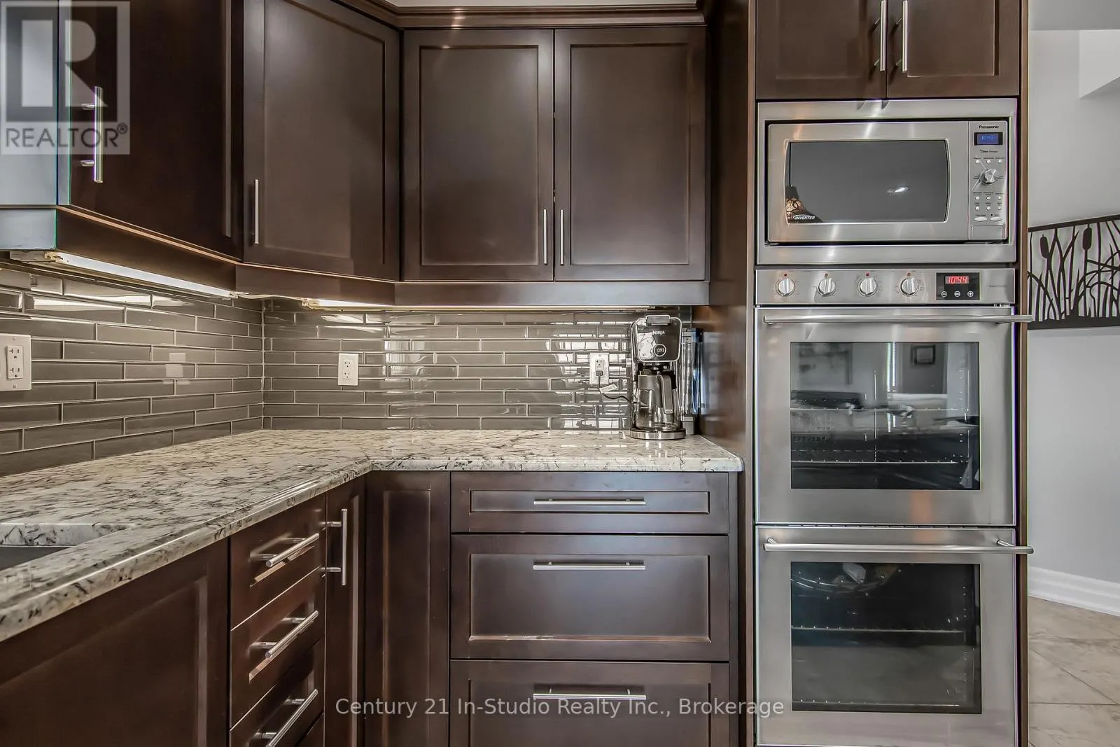 1 - 301 TELFORD TRAIL, #1