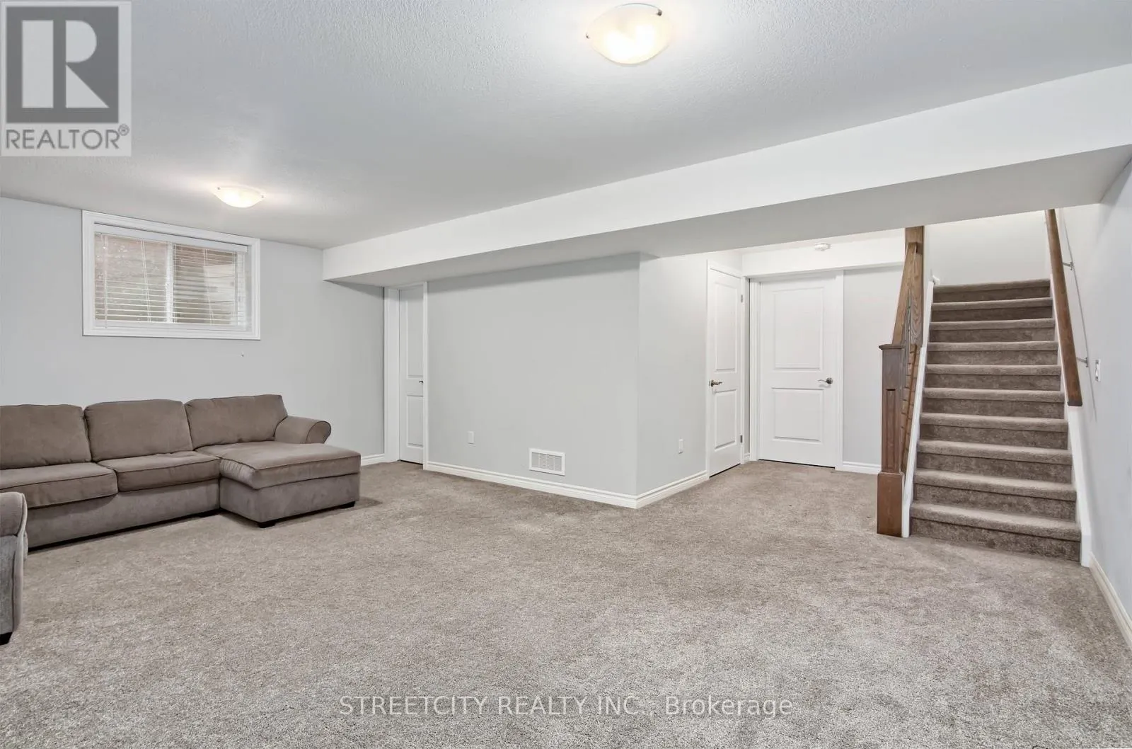 77 - 1061 EAGLETRACE DRIVE, #77