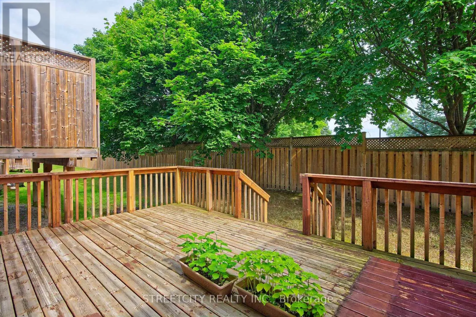 77 - 1061 EAGLETRACE DRIVE, #77