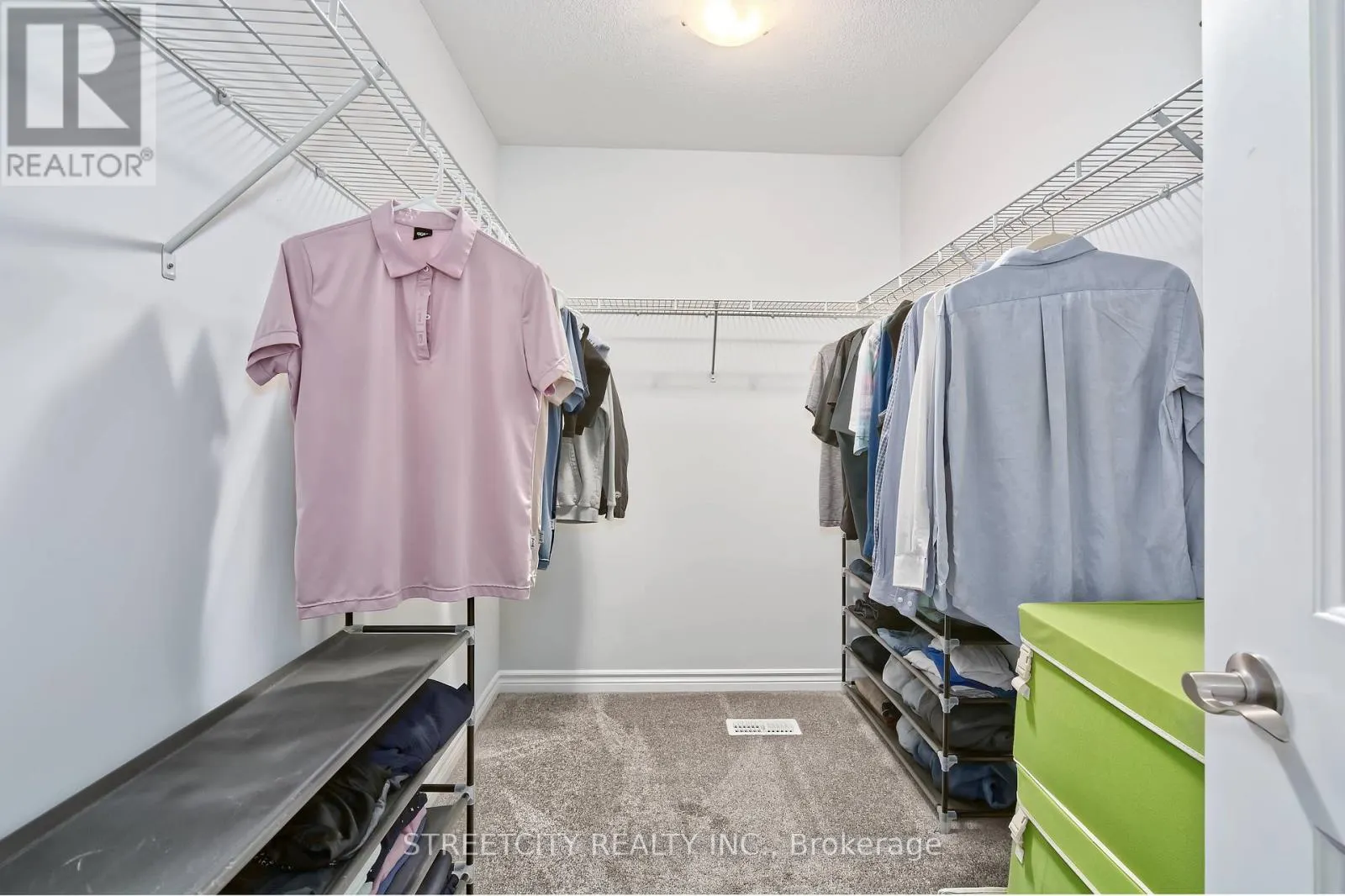 77 - 1061 EAGLETRACE DRIVE, #77