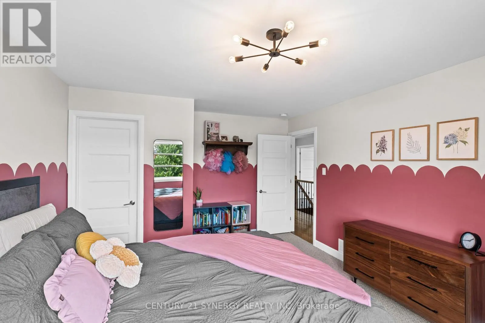 406 PROVENCE AVENUE
