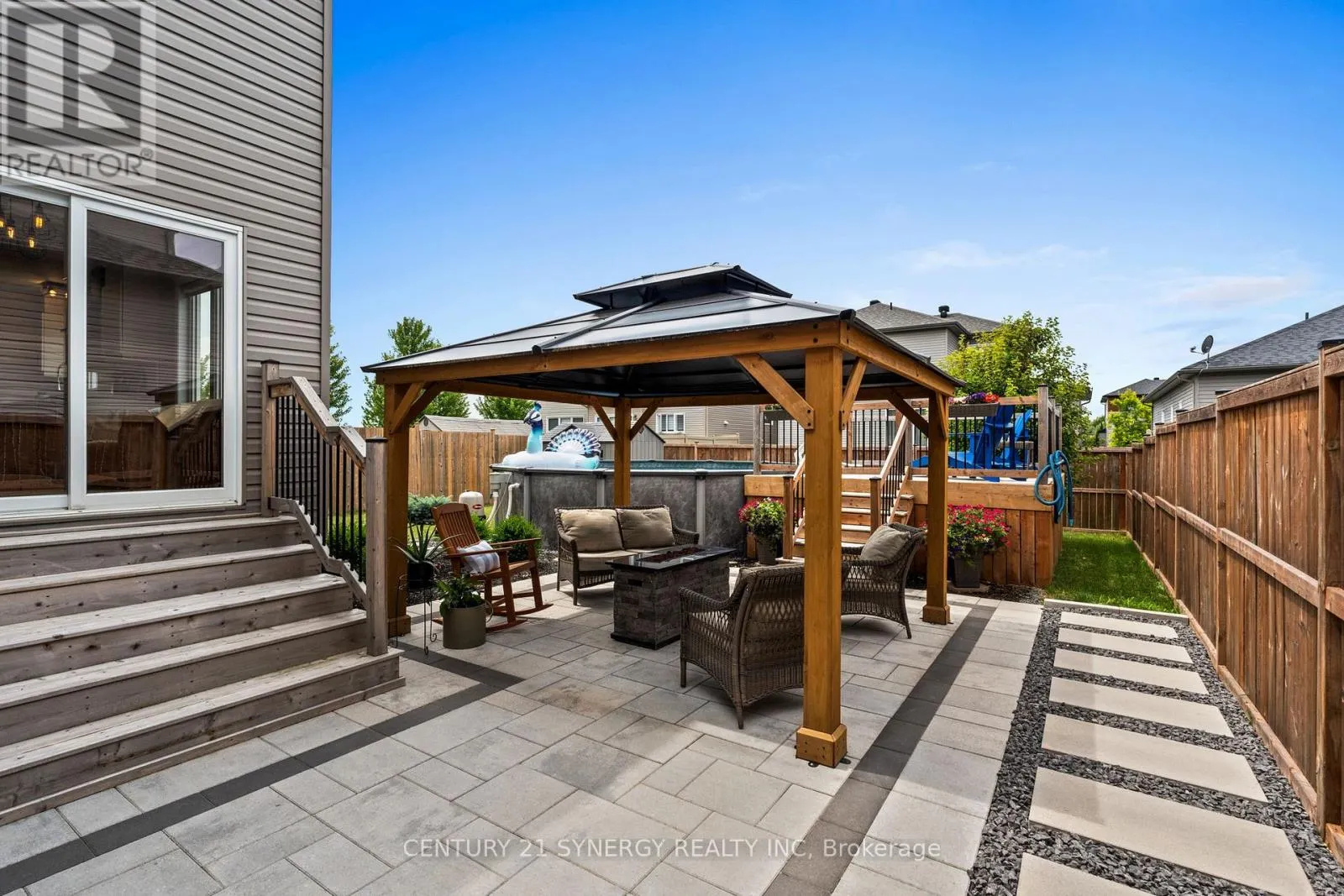 406 PROVENCE AVENUE