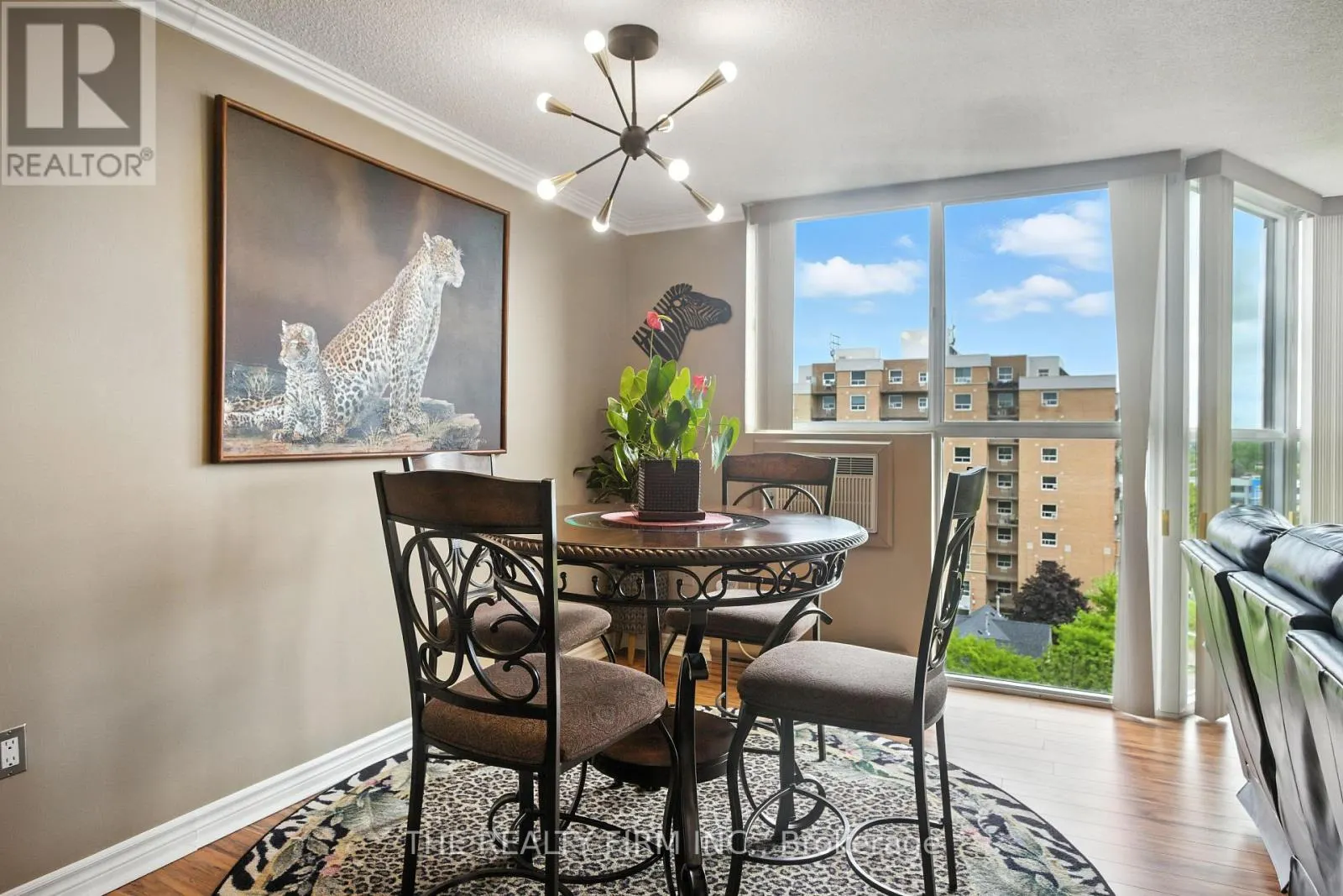809 - 127 BELMONT DRIVE, #809