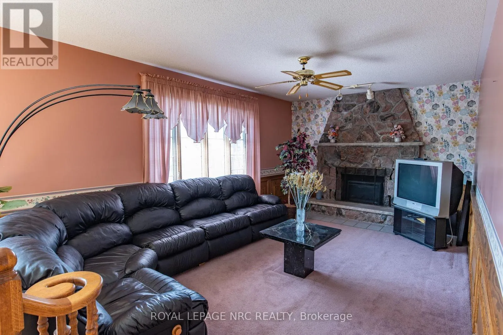 3 ELMVALE CRESCENT
