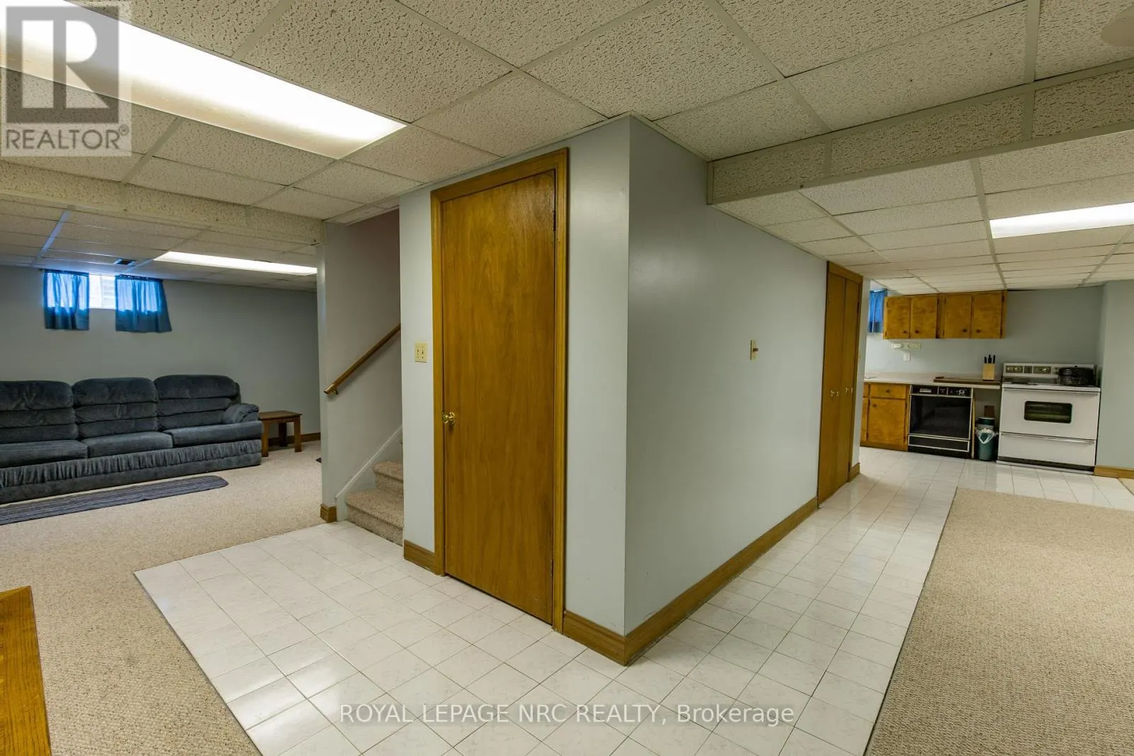 3 ELMVALE CRESCENT