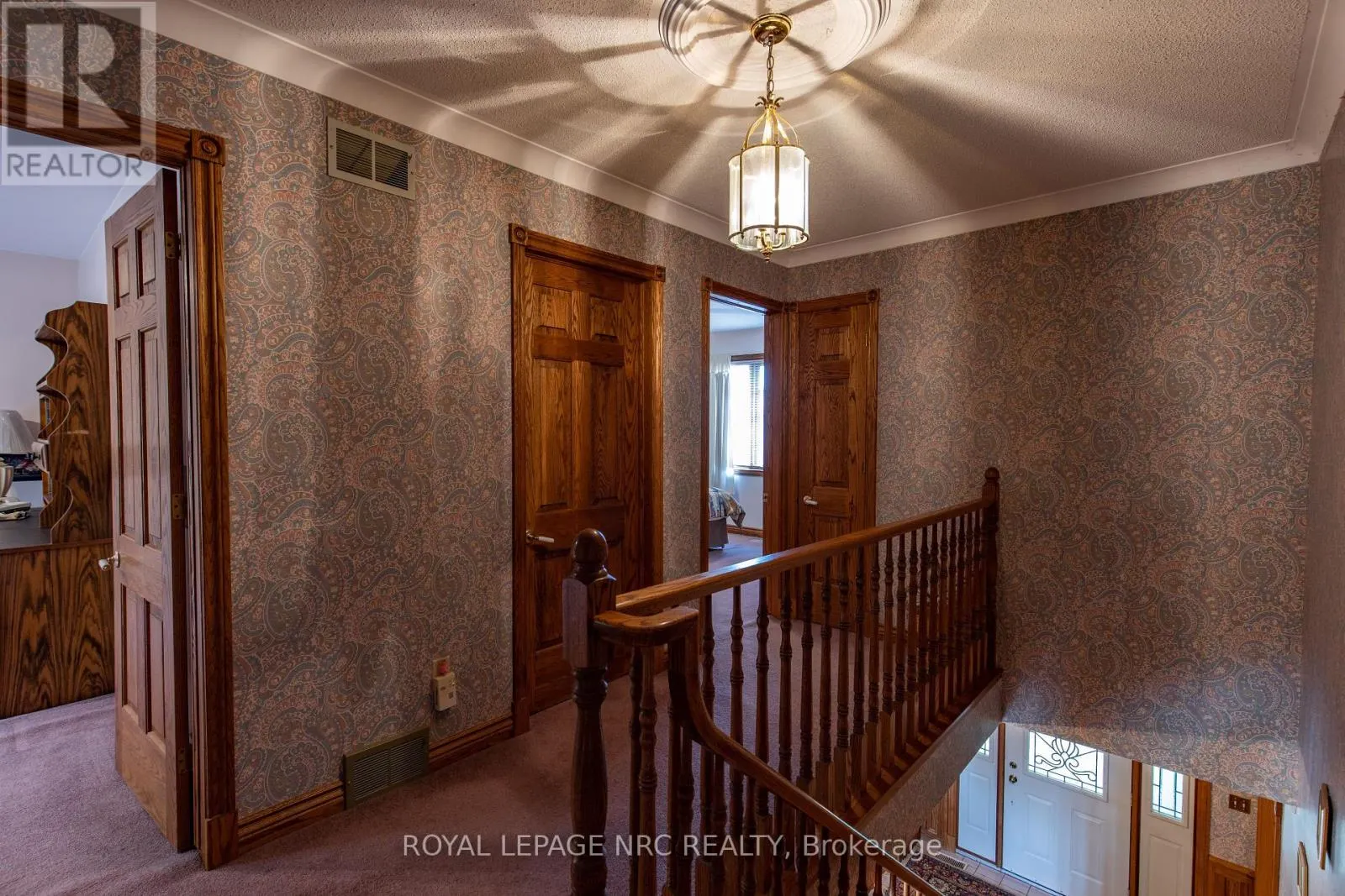 3 ELMVALE CRESCENT