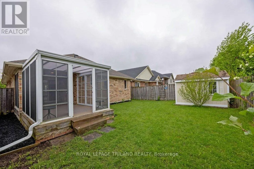 106 HAGERMAN CRESCENT