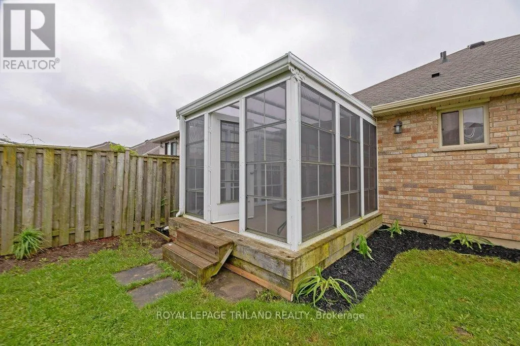 106 HAGERMAN CRESCENT