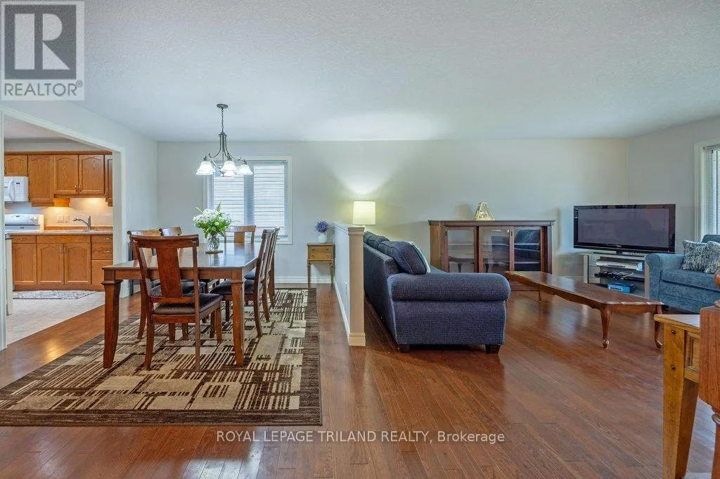 106 HAGERMAN CRESCENT