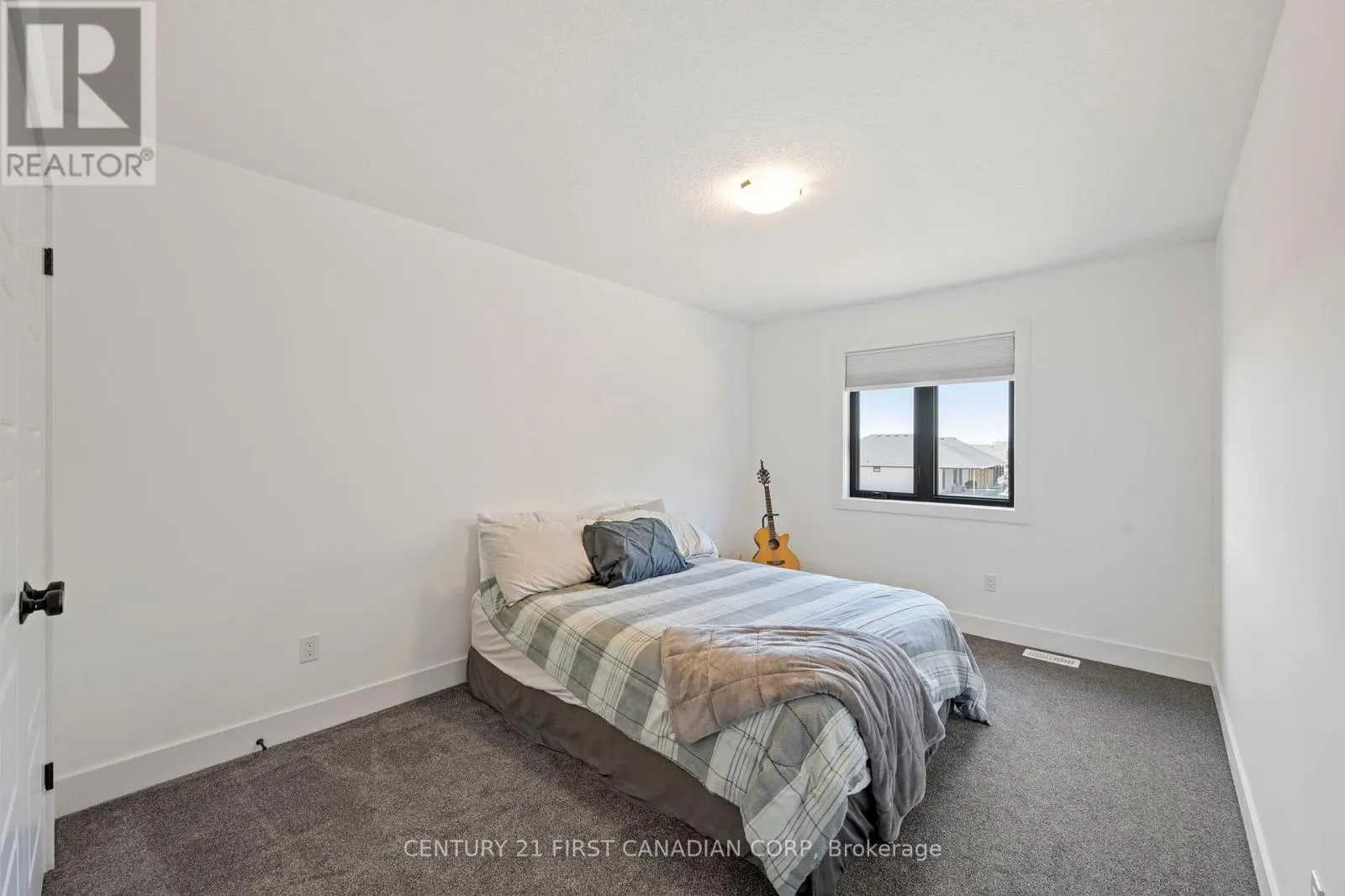 5 HARTLAND CIRCLE