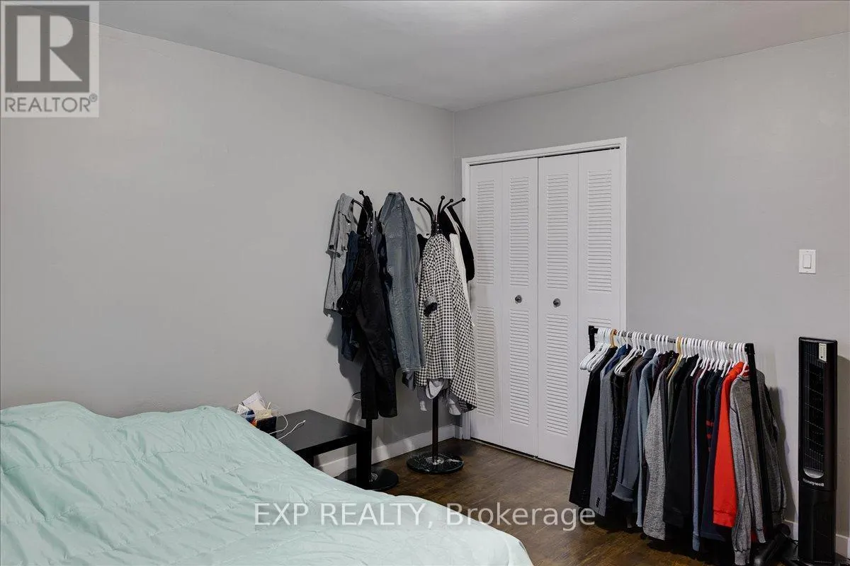 811 - 583 MORNINGTON AVENUE, #811
