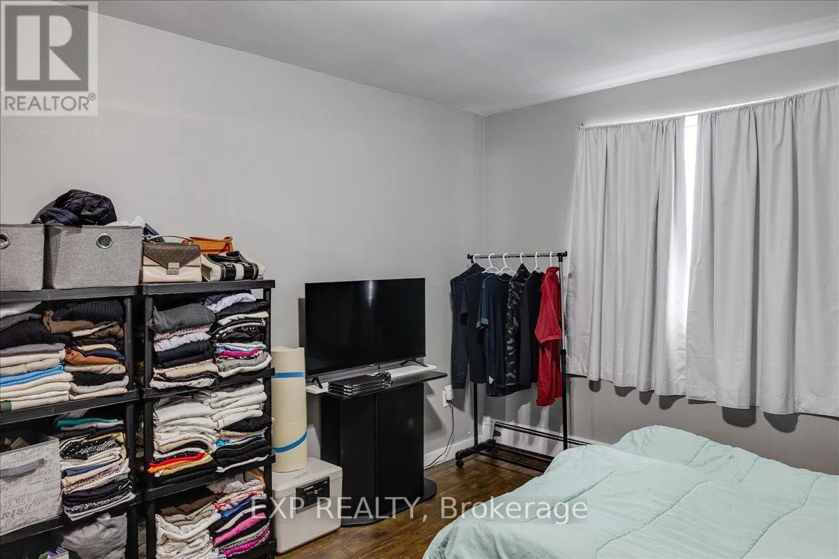 811 - 583 MORNINGTON AVENUE, #811