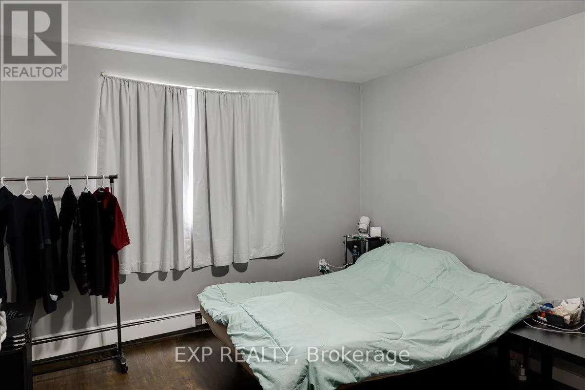 811 - 583 MORNINGTON AVENUE, #811
