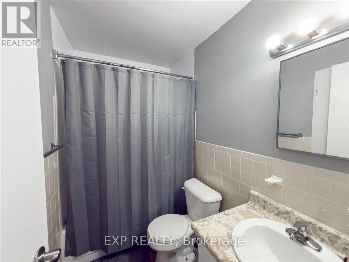 811 - 583 MORNINGTON AVENUE, #811