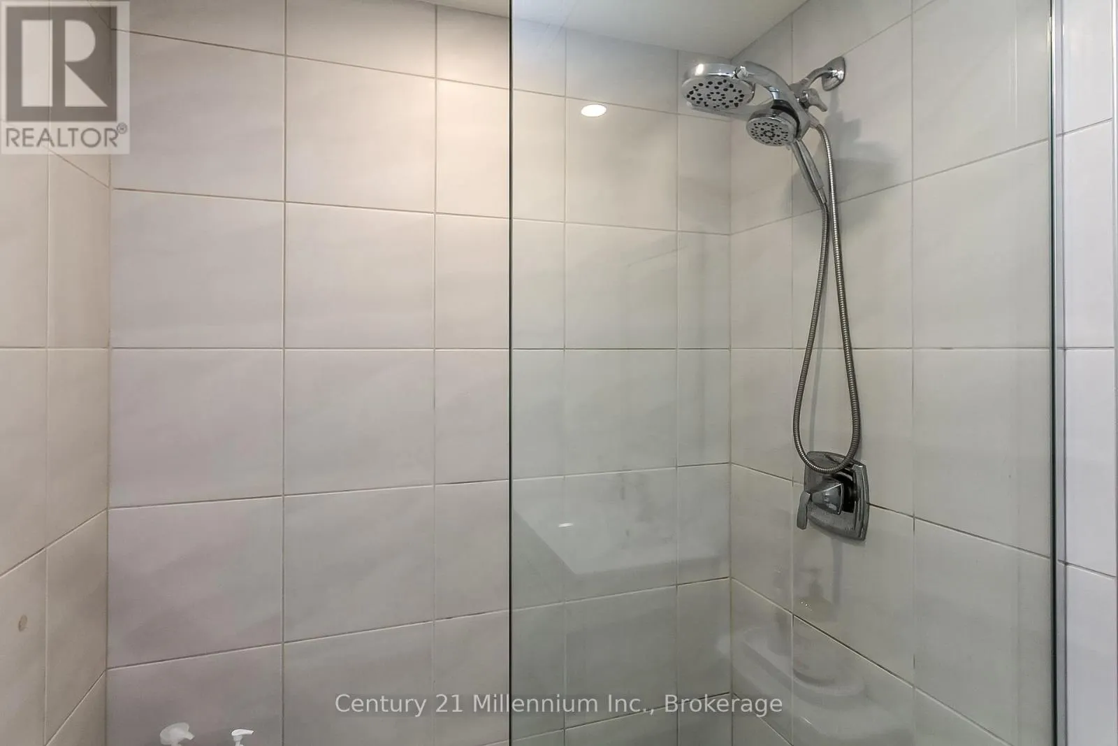 107 - 10 BECKWITH LANE, #107