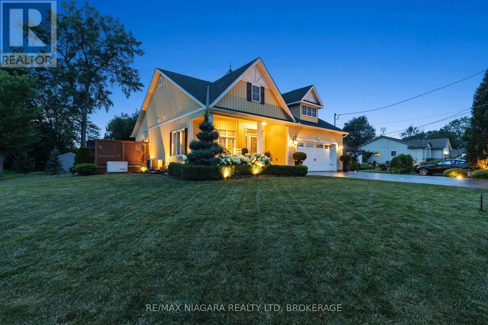 35 BURLEIGH ROAD S