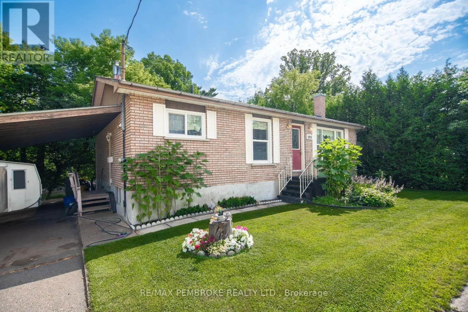 293 EVERETT STREET