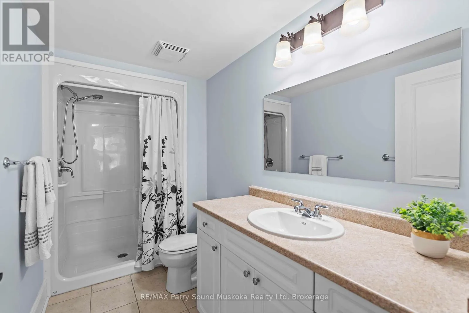 104 - 11A SALT DOCK ROAD, #104