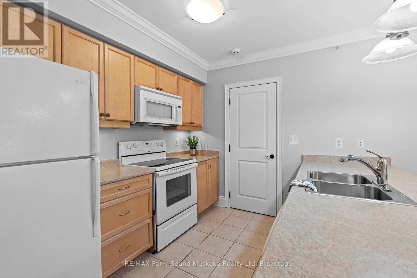 104 - 11A SALT DOCK ROAD, #104