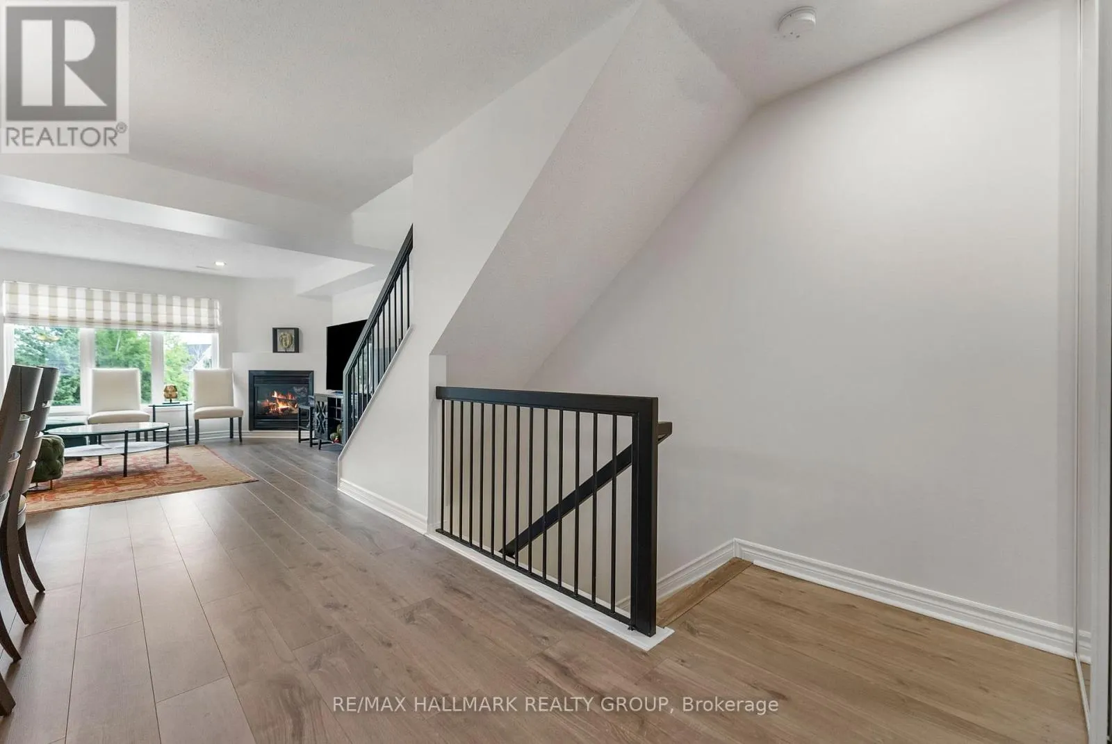 282 CRESTHAVEN DRIVE