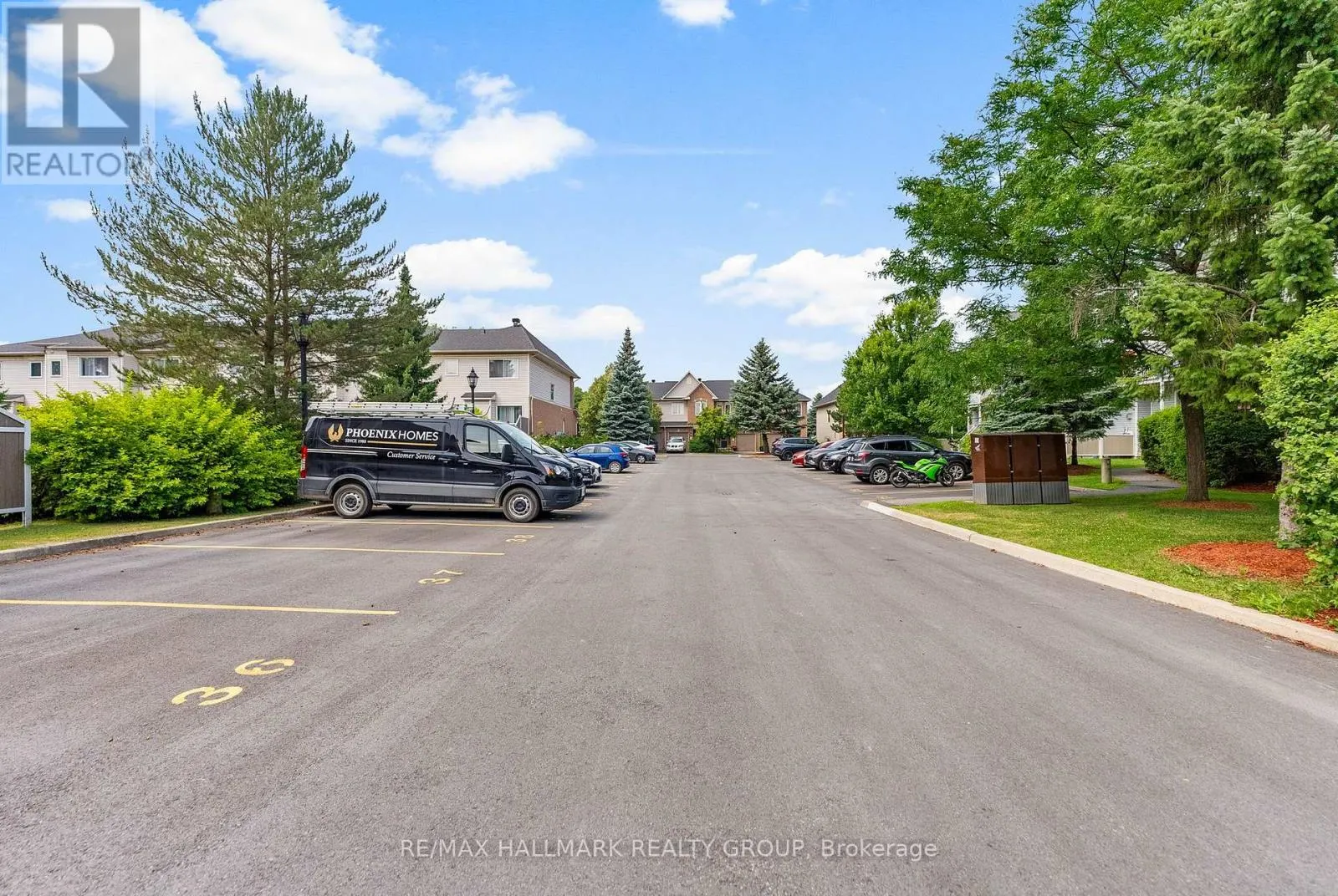 282 CRESTHAVEN DRIVE