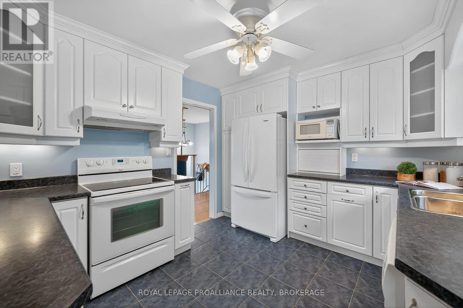 855 WOODBINE ROAD