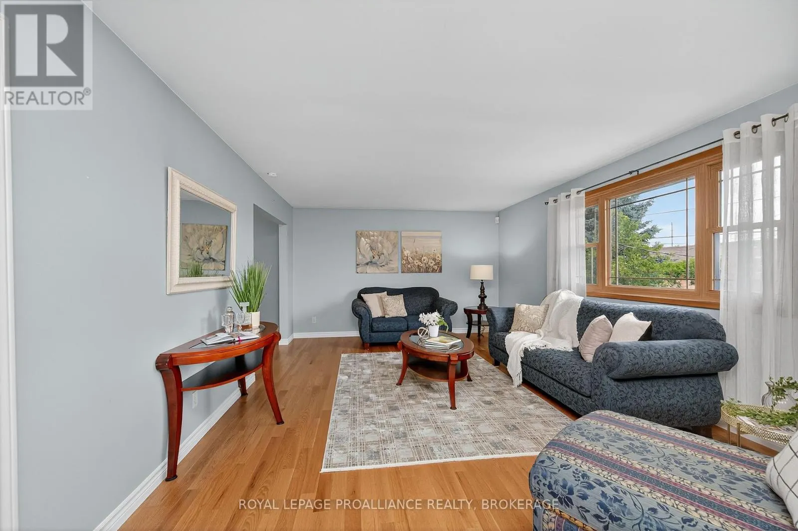 855 WOODBINE ROAD