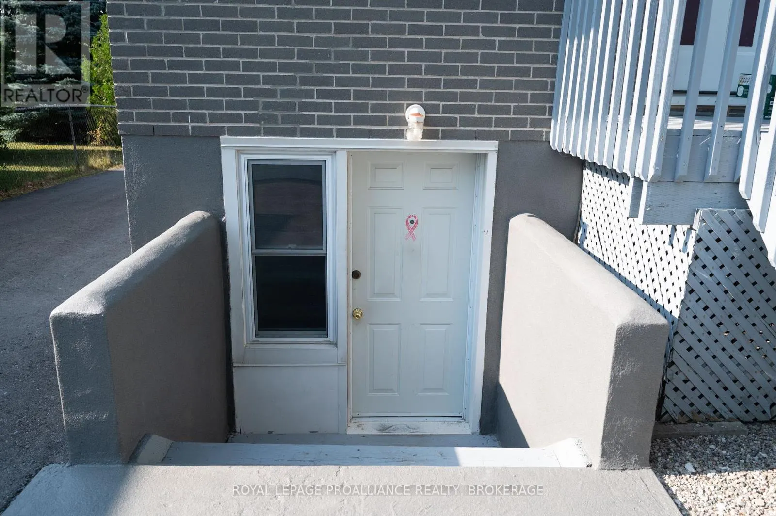 855 WOODBINE ROAD