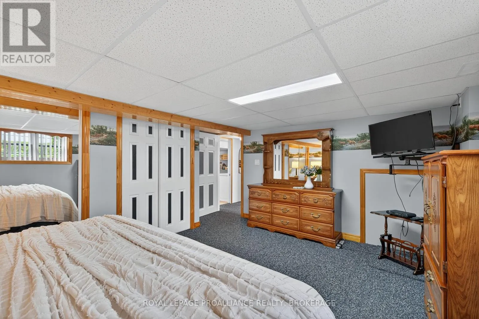 855 WOODBINE ROAD