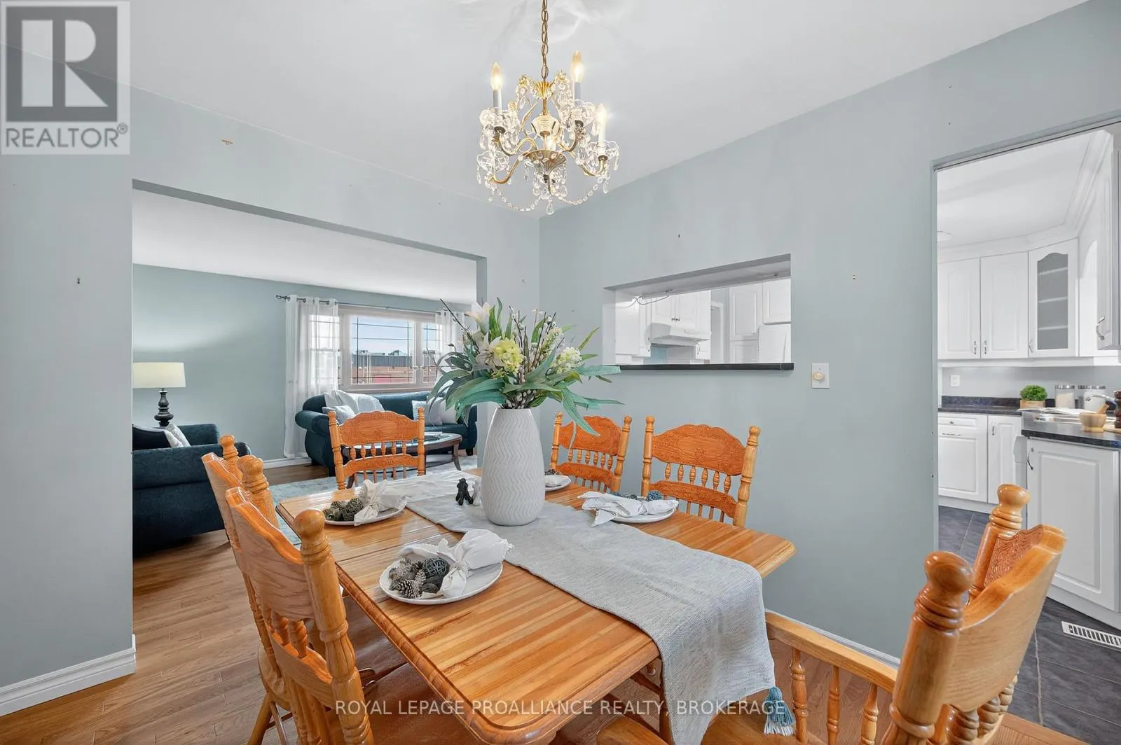 855 WOODBINE ROAD