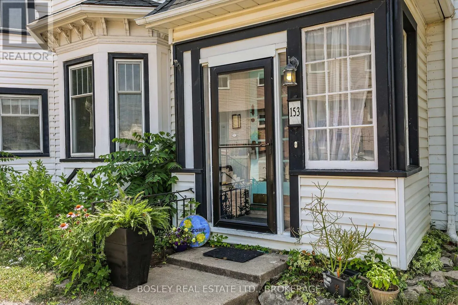 153 ST CATHARINES STREET