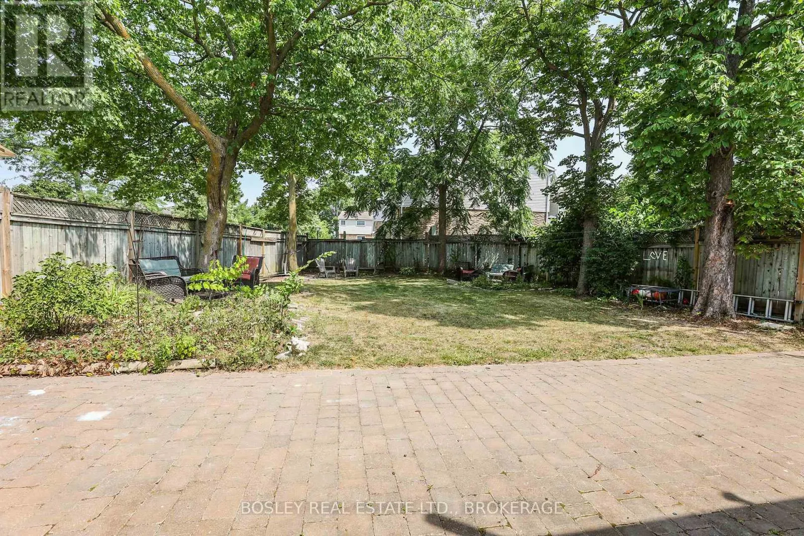 153 ST CATHARINES STREET