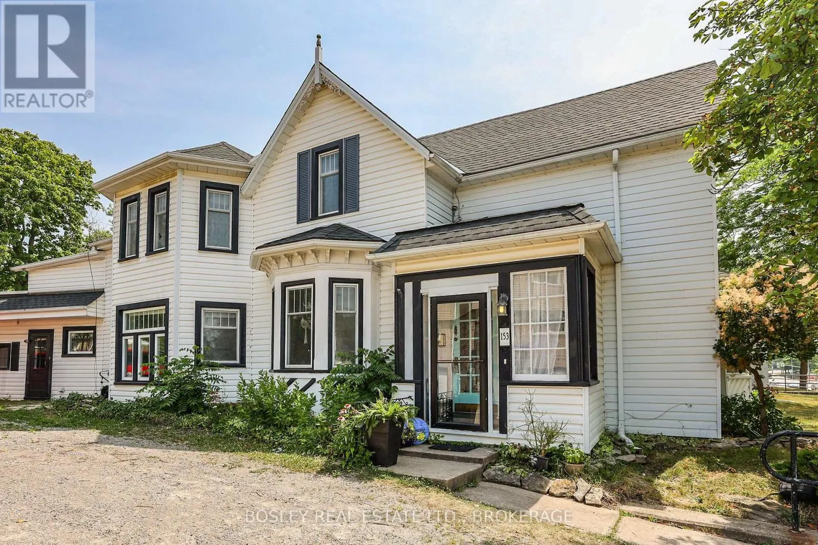 153 ST CATHARINES STREET