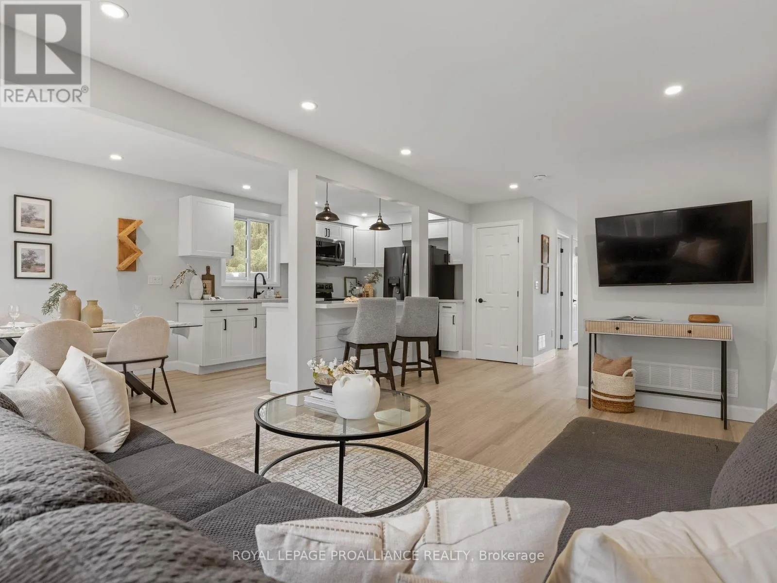 41 HIGHLAND DRIVE