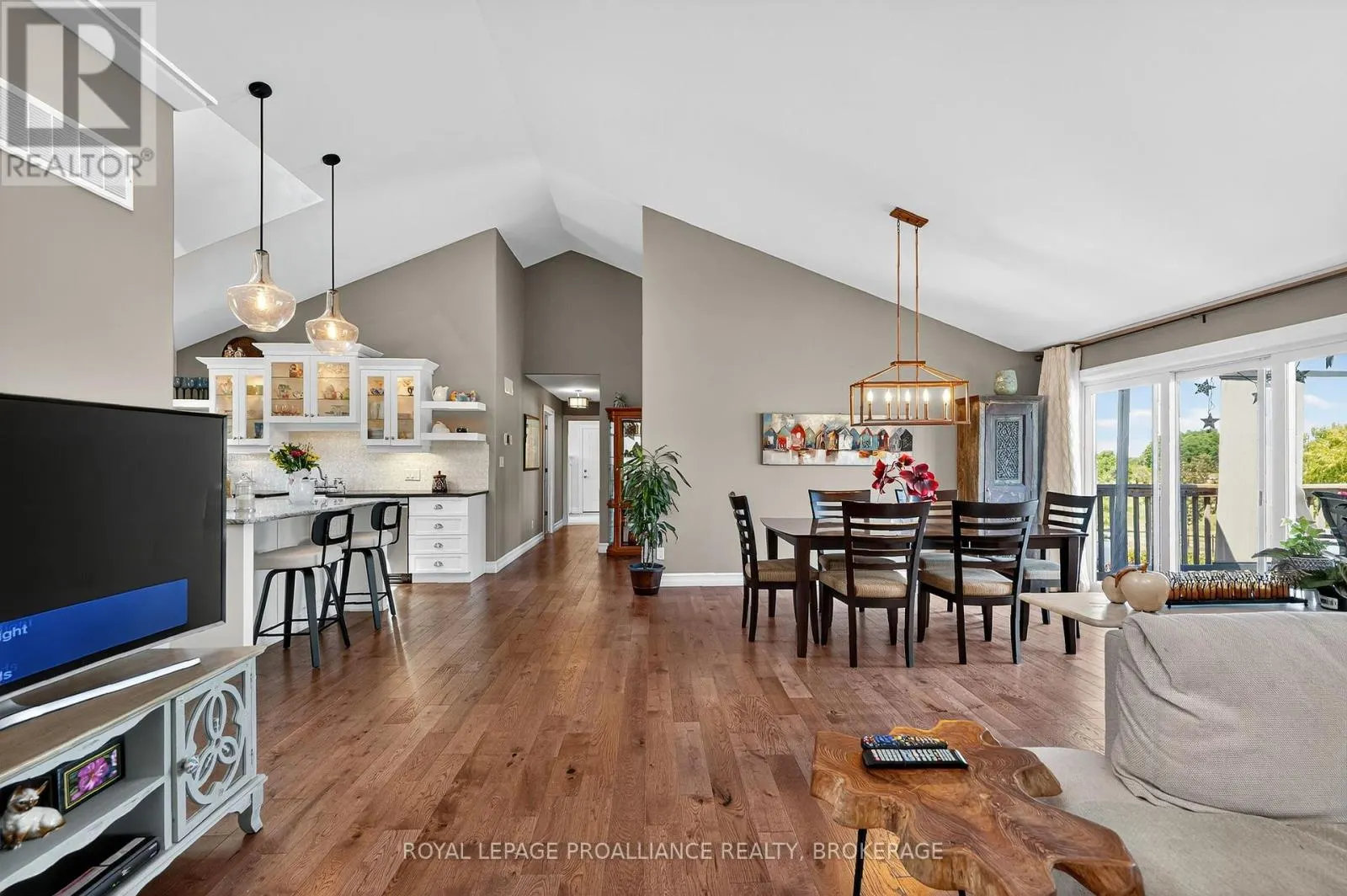 303 ESCOTT ROCKPORT ROAD