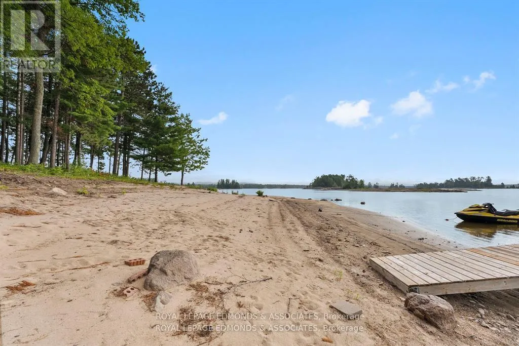 0 WABEWAWA ISLAND