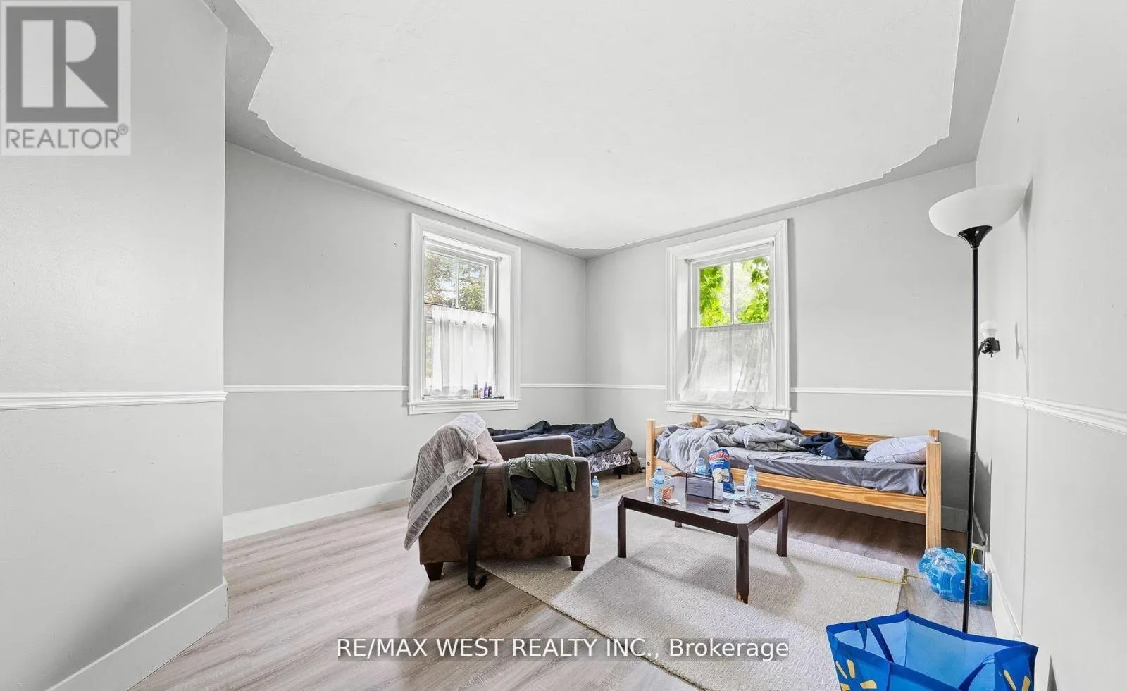 58 BROOK STREET E
