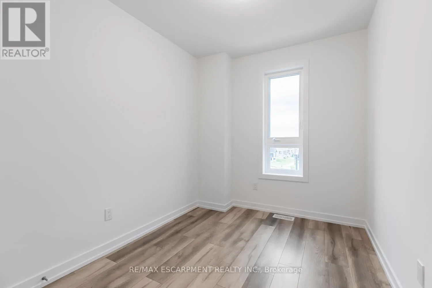 207 BURKE STREET