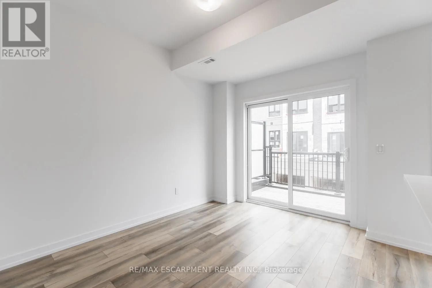 207 BURKE STREET