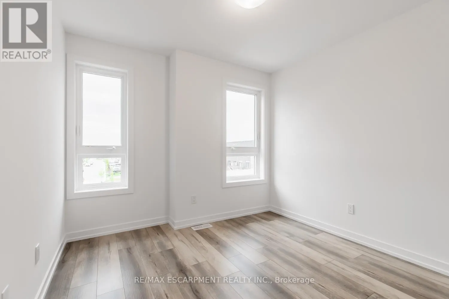 207 BURKE STREET