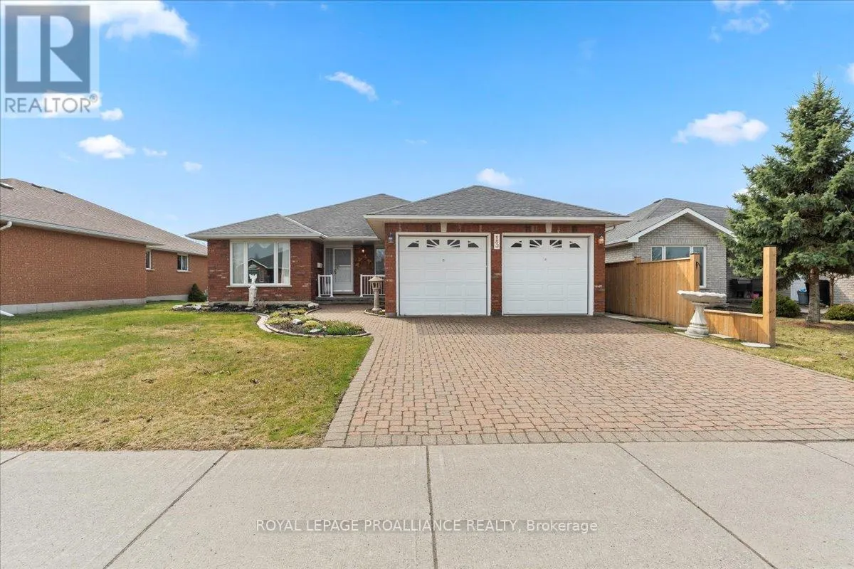 13 HICKORY GROVE