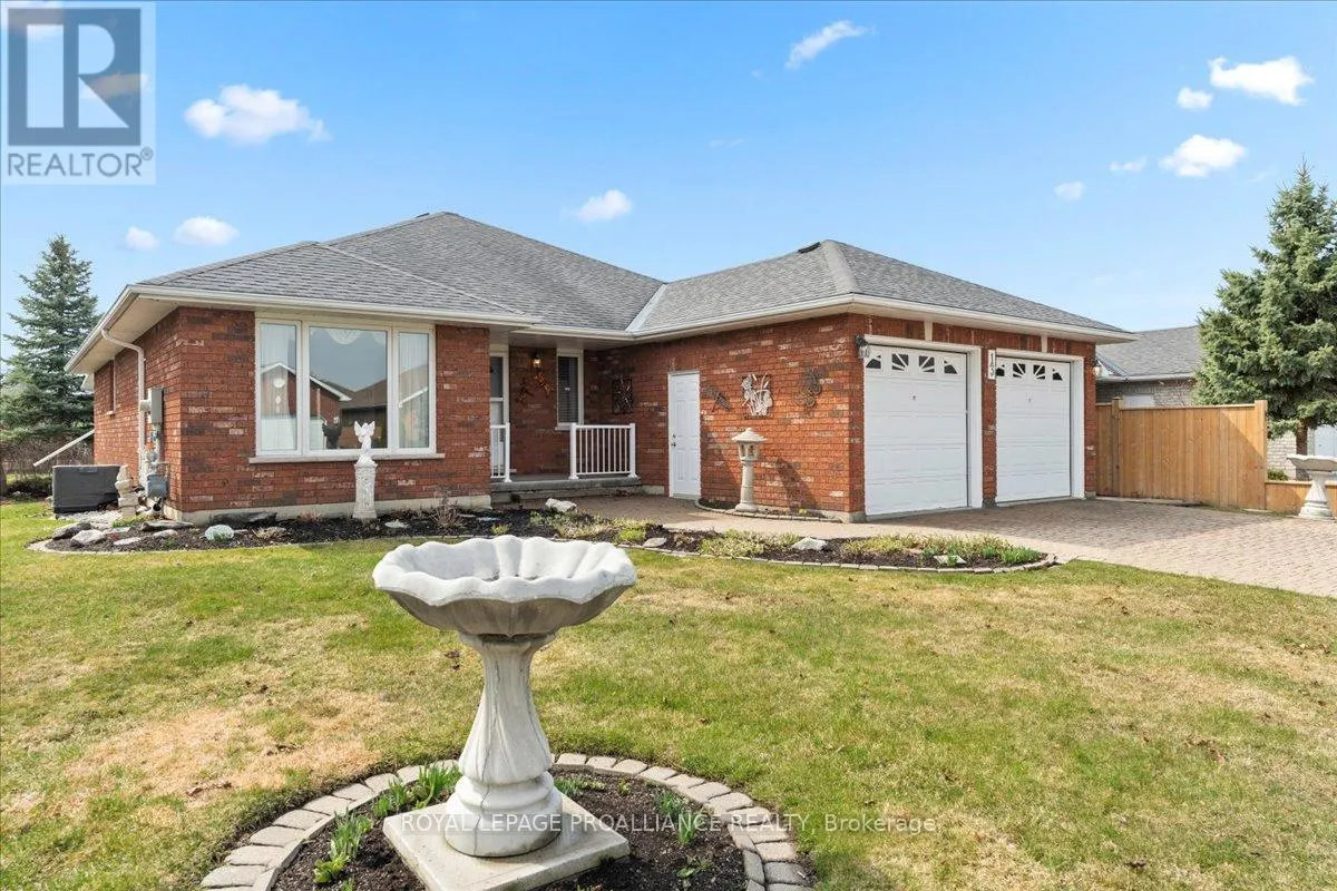 13 HICKORY GROVE