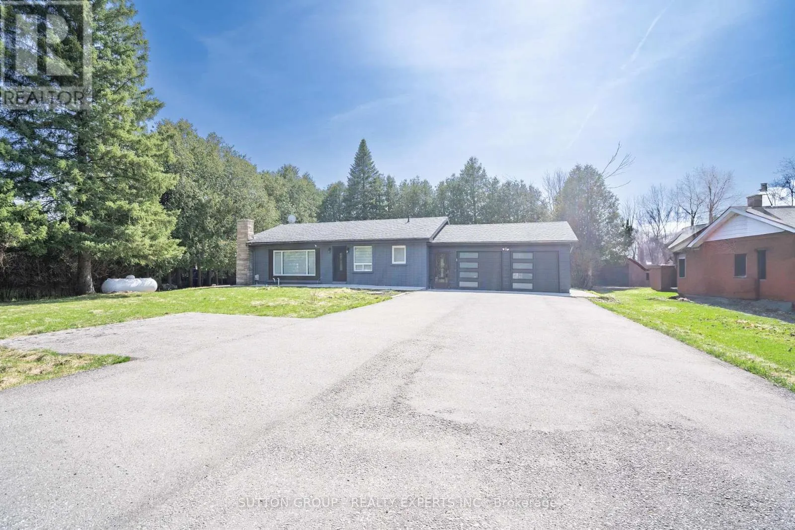 4934 TRAFALGAR ROAD N