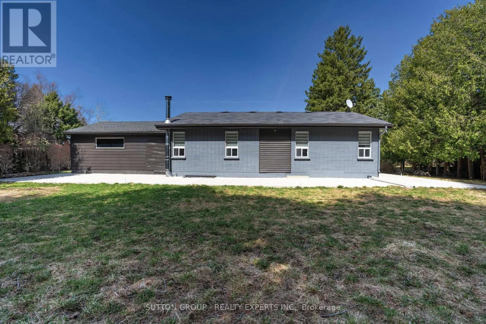 4934 TRAFALGAR ROAD N