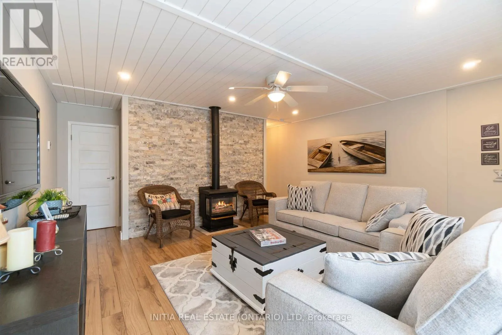 11 - 5 RIVER ROAD, #11
