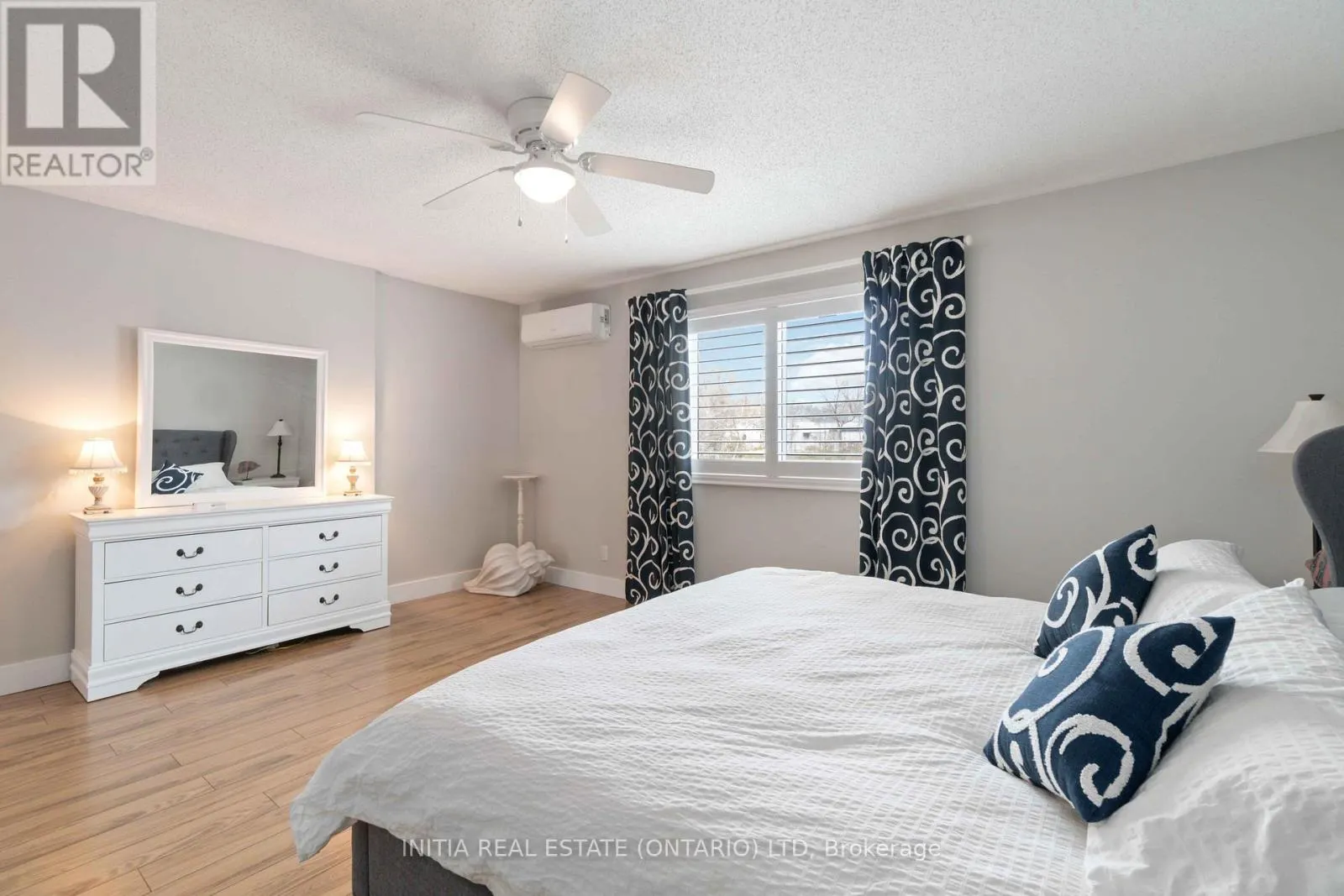 11 - 5 RIVER ROAD, #11