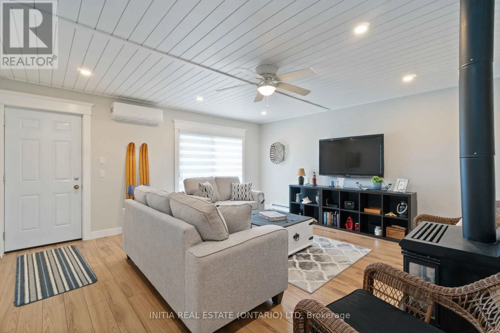 11 - 5 RIVER ROAD, #11