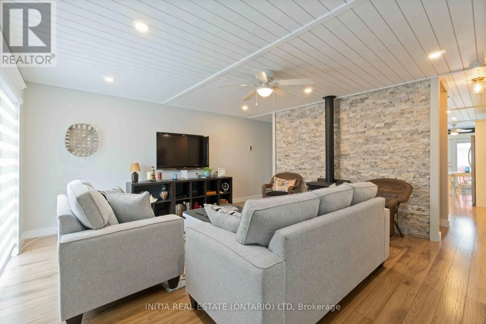 11 - 5 RIVER ROAD, #11