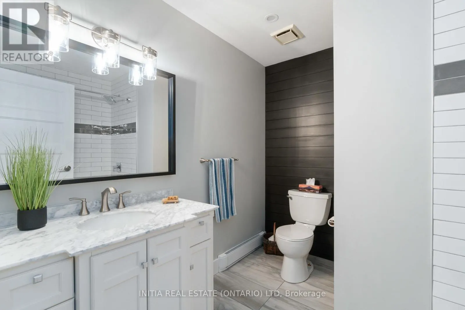 11 - 5 RIVER ROAD, #11